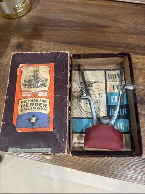 Vintage clippers
